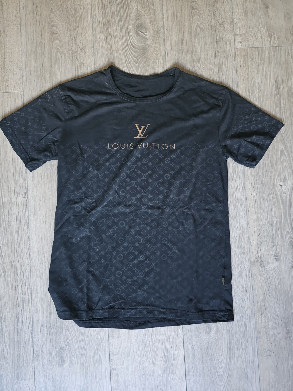 Louis Vuitton Black T-Shirt with Gold LV Logo